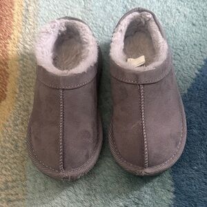 Target Kids' Cozy Gray Slippers